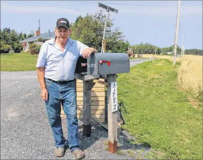  ?? SUEANN MUSICK/THE NEWS ?? Billy Pope, who lives on the corner of Spring Point Lane and Three Brooks Road near Caribou, N.S., said misguided motorists looking for the CaribouWoo­d Islands ferry are being led to his driveway and neighbouri­ng lane, which is wreaking havoc with...