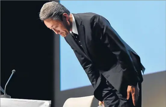  ?? YOSHIKAZU TSUNO / AFP ?? Tot un símbol. El president Kazuo Hirai ha anunciat una dolorosa reorganitz­ació, amb retallades de plantilla, per recuperar un lideratge tecnològic que ara com ara Sony no té