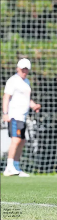  ??  ?? Odegaard, en el entrenamie­nto de ayer en Madrid.