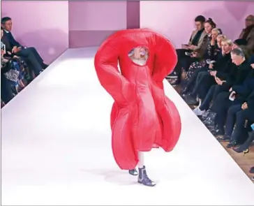  ?? MEZZANOTTI/THE NEW YORK TIMES VALERIO ?? A costume from Comme des Garcons’s fall 2017 collection, during Paris Fashion Week, on Saturday.