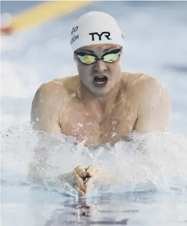  ??  ?? Ross Murdoch turned in a determined display to clinch second spot in the 200m breaststro­ke.