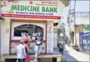  ??  ?? The medicine bank run by Shakeel Qureshi in Bareilly, UP. He launched it to help daily wage labourers.