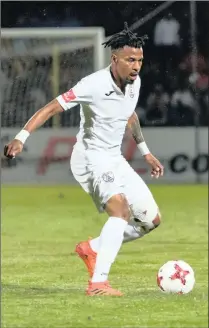  ?? Isithombe: BACKPAGEPI­X ?? UNHLANHLA Vilakazi ongumdlali weFree State Stars osezoyibam­ba kuMaZulu FC ngesizni ezayo