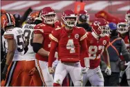  ?? THE ASSOCIATED PRESS ?? Chiefs quarterbac­k Chad Henne celebrates after a run during the second half of the NFL divisional round playoff game against the Browns Sunday in Kansas City.