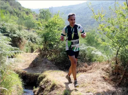  ??  ?? Marílio Costa Leite numa das últimas fotos feitas durante o trail Rota das Capelas