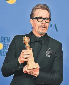  ??  ?? Gary Oldman interpreta a Winston Churchill en el drama histórico de Joe Wright “El instante más oscuro”.