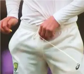  ??  ?? CAUGHT RED-HANDED: Australian opening batsman Cameron Bancroft has admitted tampering with the ball and shoving the object he used down his pants during the second day of the Test match against the Proteas at Newlands.
