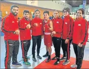  ??  ?? Coach Md Ali Qamar (2nd from left) beside Nikhat Zareen, Meena Kumari (centre) and Manju Rani in Sofia on Tuesday. HT PHOTO