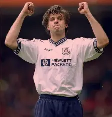  ??  ?? Nicola Berti, 50 anni, ai tempi del Tottenham (21 gare, 3 gol) nel ‘99