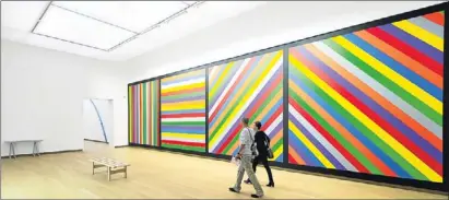  ?? ERIK VAN'T WOUD /EFE ?? Una de les sales del museu presidida per l’obra de Sol LeWitt Wall Drawing #1084