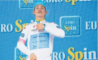  ?? AFP ?? El colombiano Miguel Ángel López espera mantener la blusa como el mejor joven del Giro de 2018.