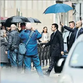  ?? PHILIPPE LOPEZ / AFP ?? Macron, el jueves en una calle de París