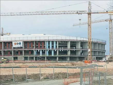  ?? VICENÇ LLURBA ?? Las obras del Palau d’Esports, en el futuro anillo olímpico, estarán listas dentro de cinco meses