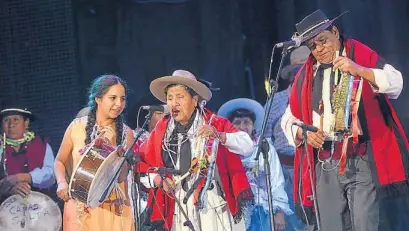  ?? PEDRO CASTILLO ?? Mariana Carrizo convocó a copleros del norte del país, que coparon el escenario Atahualpa Yupanqui.