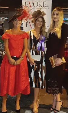  ??  ?? Tríona O’Donnell, centre, with judges Lorraine Keane and Aoibhinn McBride. The Strandhill Road won € 2,000 worth of vouchers.
