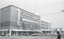  ?? PHOTO CONTRIBUTE­D BY CHATTANOOG­AHISTORY.COM ?? The Sears, Roebuck Co. department store in downtown Chattanoog­a is shown in this 1963 Chattanoog­a News-Free Press Photo by George Moody.