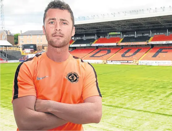  ?? Picture: SNS Group. ?? Tam Scobbie at Tannadice yesterday after being unveiled as Ray McKinnon’s third summer signing.