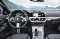  ??  ?? Digital: Das neue Cockpit des Ultimate Sports Sedan.