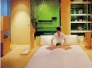  ??  ?? Enjoy a massage at the Plateau Spa Grand Hyatt Hong Kong