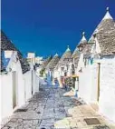  ?? Fotos: Shuttersto­ck ?? Alberobell­o und die Trulli sind eine Reise wert.