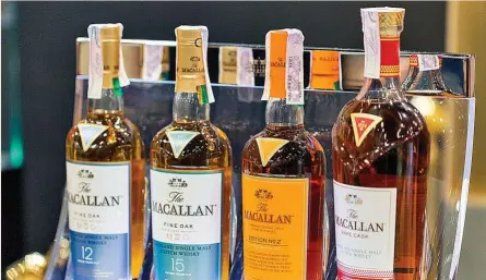 ?? ?? Una botella de The Macallan se ha subastado por 237.000 euros.