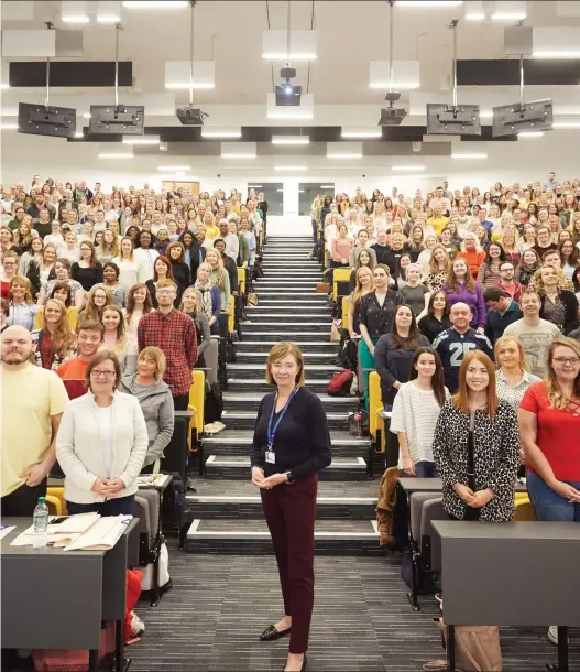  ??  ?? „ NHS Greater Glasgow and Clyde have just recruited a record breaking 458 newly qualified nurse graduates from Scottish and English universiti­es.