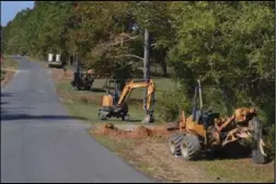  ?? Photo courtesy of Larry Frazier. ?? Constructi­on on Hot Spring County’s new broadband network is ongoing.