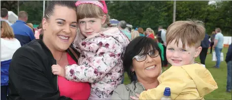  ??  ?? Tanya, Ava and Kayden Duffy with Deirdre Morgan at the Tullyallen sports day.