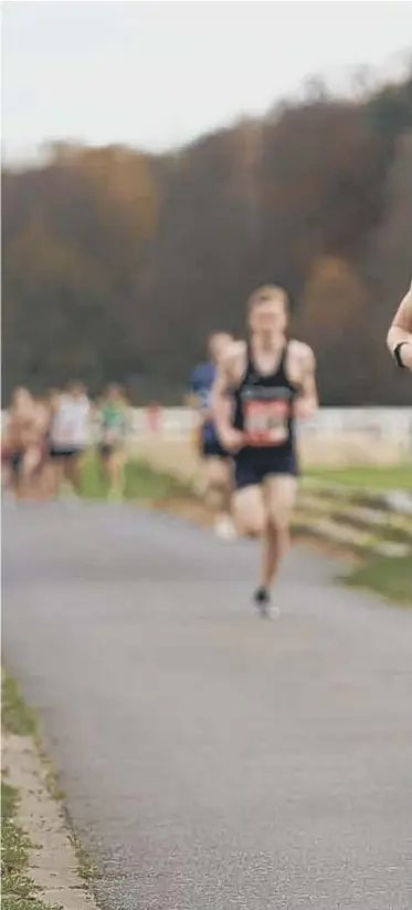  ?? ?? Adam Hughes challenges Nathan Reed just before the finish at Gosforth Park. Pictures by Stuart Whitman.