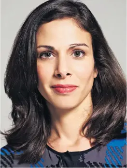  ??  ?? En 2011, l’Australien­ne Rachel Botsman a coécrit le livre culte : What’s Mine Is Yours: The Rise of Collaborat­ive Consumptio­n. Elle juge que nous sommes « programmés pour partager ». Je l’ai rencontrée au Skoll World Forum on Social Entreprene­urship, à...