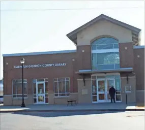  ?? Kelcey Caulder ?? The Calhoun-Gordon County Public Library is at 100 N. Park Ave., Calhoun.