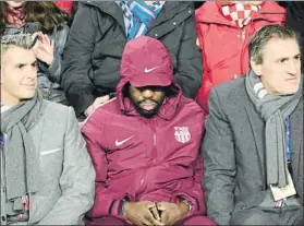  ?? FOTO: M. MONTILLA ?? Umtiti ya no jugó en el campo del PSV, donde reaparecie­ron sus molestias