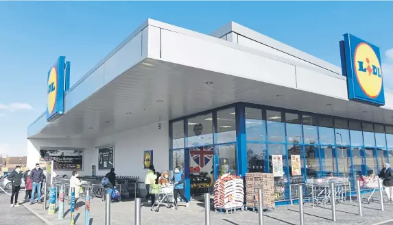  ?? ?? Lidl’s supermarke­ts in Oundle Road, Peterborou­gh - the retailer is searching for more sites across the city for extra stores
