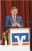  ?? Foto: Zuber ?? Der Vorstandsv­orsitzende der Raiffei sen Volksbank, Paul Ritter.