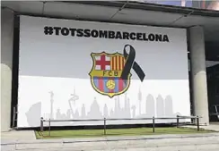  ??  ?? El FC Barcelona se puso al lado de las víctimas de los atentados de Les Rambles y Cambrils desde el primer momento //FC BARCELONA