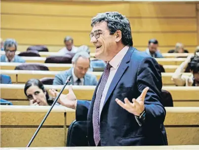  ?? ALEJANDRO MARTINEZ VELEZ / EP ?? El ministre de la Seguretat Social, José Luis Escrivá, la setmana passada al Senat