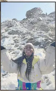  ?? Picture: SUPPLIED ?? Wanshika touches snow for the first time.