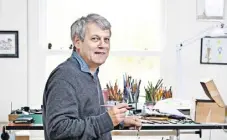  ?? Foto: Liam Jackson ?? Axel Scheffler in seinem Atelier.