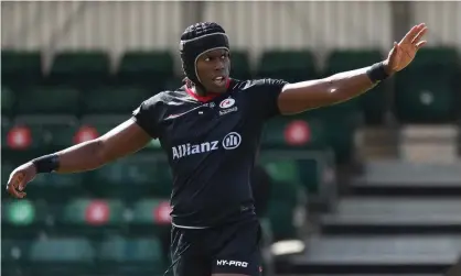  ?? Photograph: Shuttersto­ck ?? Maro Itoje has committed to spending the next season in the Championsh­ip with Saracens, but is eyeing a spell away from England.