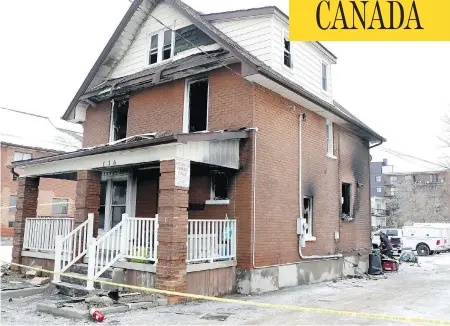  ?? CHRIS DOUCETTE ?? Four people were killed in a blaze on Monday that gutted this Oshawa, Ont., home, which was divided into a number of apartments. “We heard a big bang and ... saw a flash and people coming out of the house screaming ‘fire’ in a total panic. We saw the...