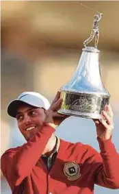  ?? AFP PIC ?? Francesco Molinari with the trophy after winning the Arnold Palmer Invitation­al on Sunday.