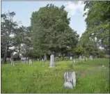  ?? CATHERINE AVALONE - NEW HAVEN REGISTER ?? The State Street Cemetery at 2150 State Street in Hamden Friday was establishe­d in 1799.