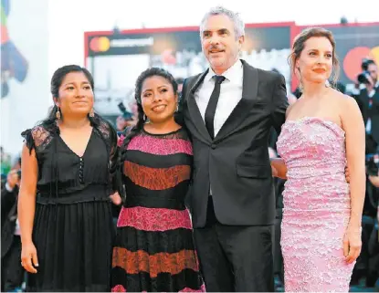  ?? REUTERS ?? Yalitza Aparicio, Nancy García, Alfonso Cuarón y Marina de Tavira.