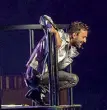  ?? ?? Protagonis­ta
Cesare Cremonini
(42 anni) durante il concerto a San Siro, seconda data di questo nuovo tour negli stadi che stasera farà tappa a Roma