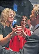  ?? (PRESIDENCI­A) ?? Primeras damas. Awada y Máxima con Macri.