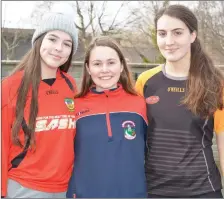  ??  ?? Kathleen Nic Giollaghun­na, Jade Ní Chatháin and Maeve Nic Iomhargáin at the Gaelcholái­ste Chiarraí Jersey Day.