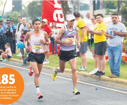  ??  ?? ACCIÓN. Maratón LA PRENSA tiene dos recorridos: uno de 10.5 km y otro de 21 km.