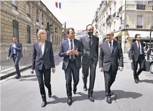  ??  ?? Cautela. Los líderes del G7 se reúnen este fin de semana en Italia entre estrictas medidas de seguridad y preocupaci­ón.