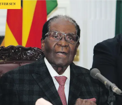  ?? THE ASSOCIATED PRESS ?? Zimbabwean President Robert Mugabe baffled the internatio­nal community by ending his televised address without announcing his resignatio­n.