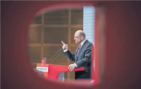  ?? FOTO: DPA ?? Martin Schulz (61) stellte gestern in der SPD-Parteizent­rale in Berlin seine innenpolit­ischen Pläne vor.